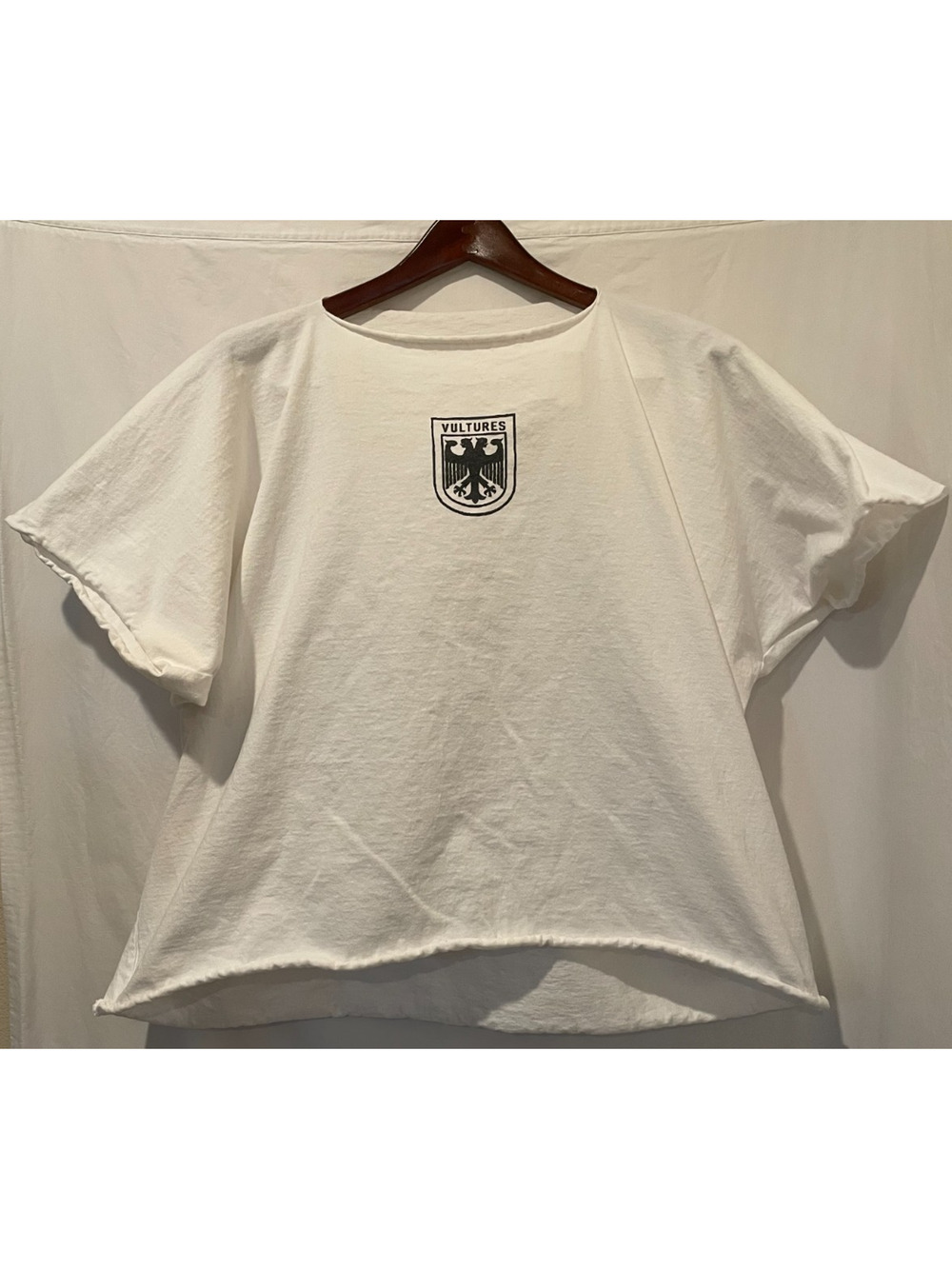 Yeezy Men's Kanye West Gosha Vultures Boxy T-Shirt White - Size 2 - Picture 1 of 4